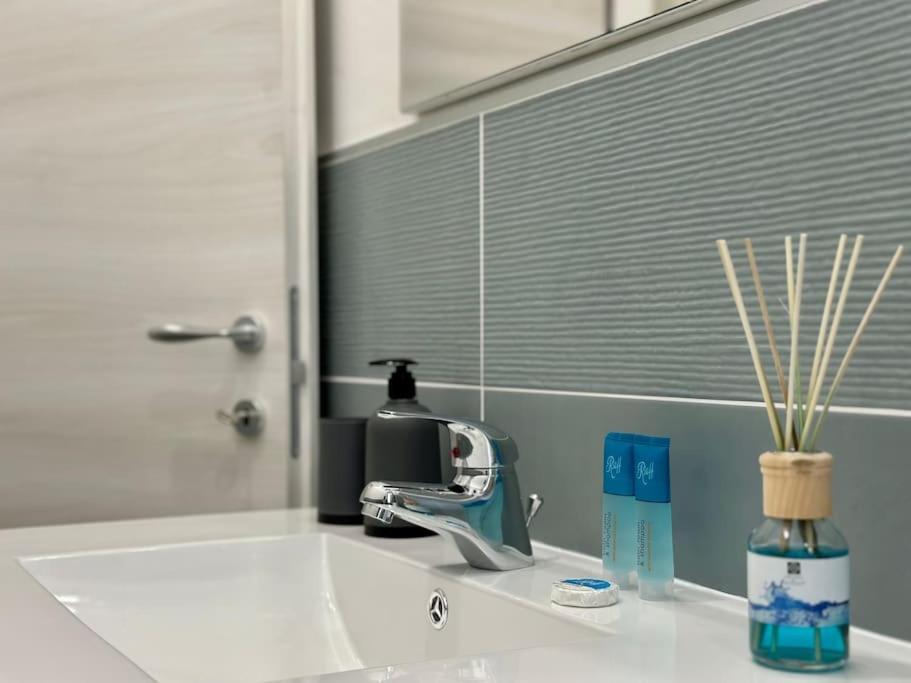 Loft Nizza Blu Apartment ตูริน ภายนอก รูปภาพ
